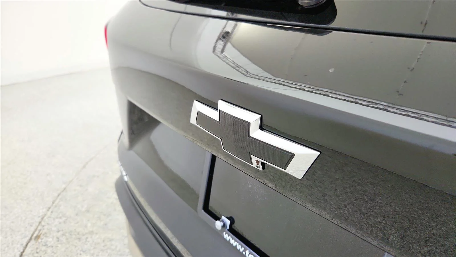 New 2026 Mosaic Black Metallic Chevrolet ACTIV image 34