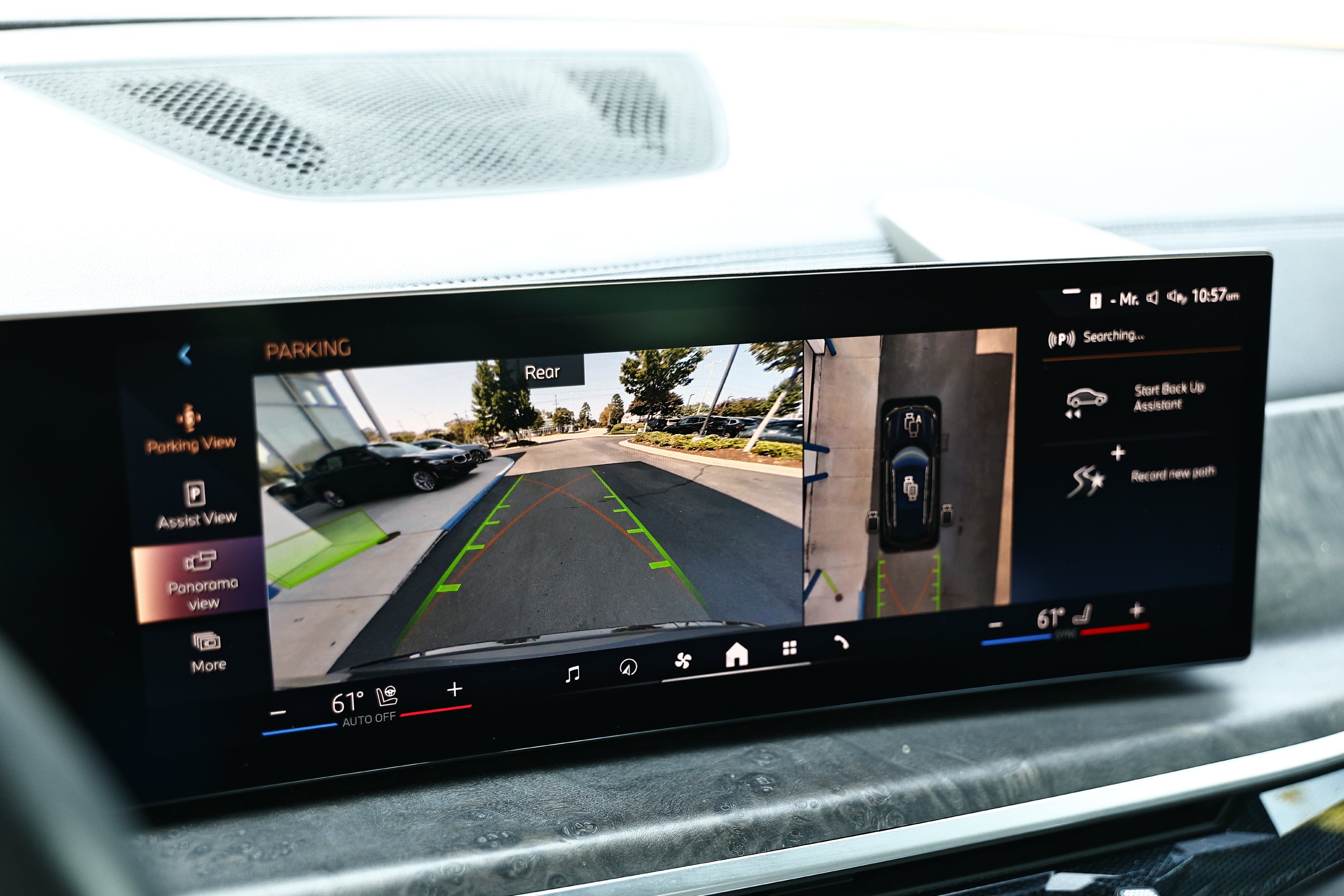 Used 2024 Black Sapphire Metallic BMW xDrive40i image 37