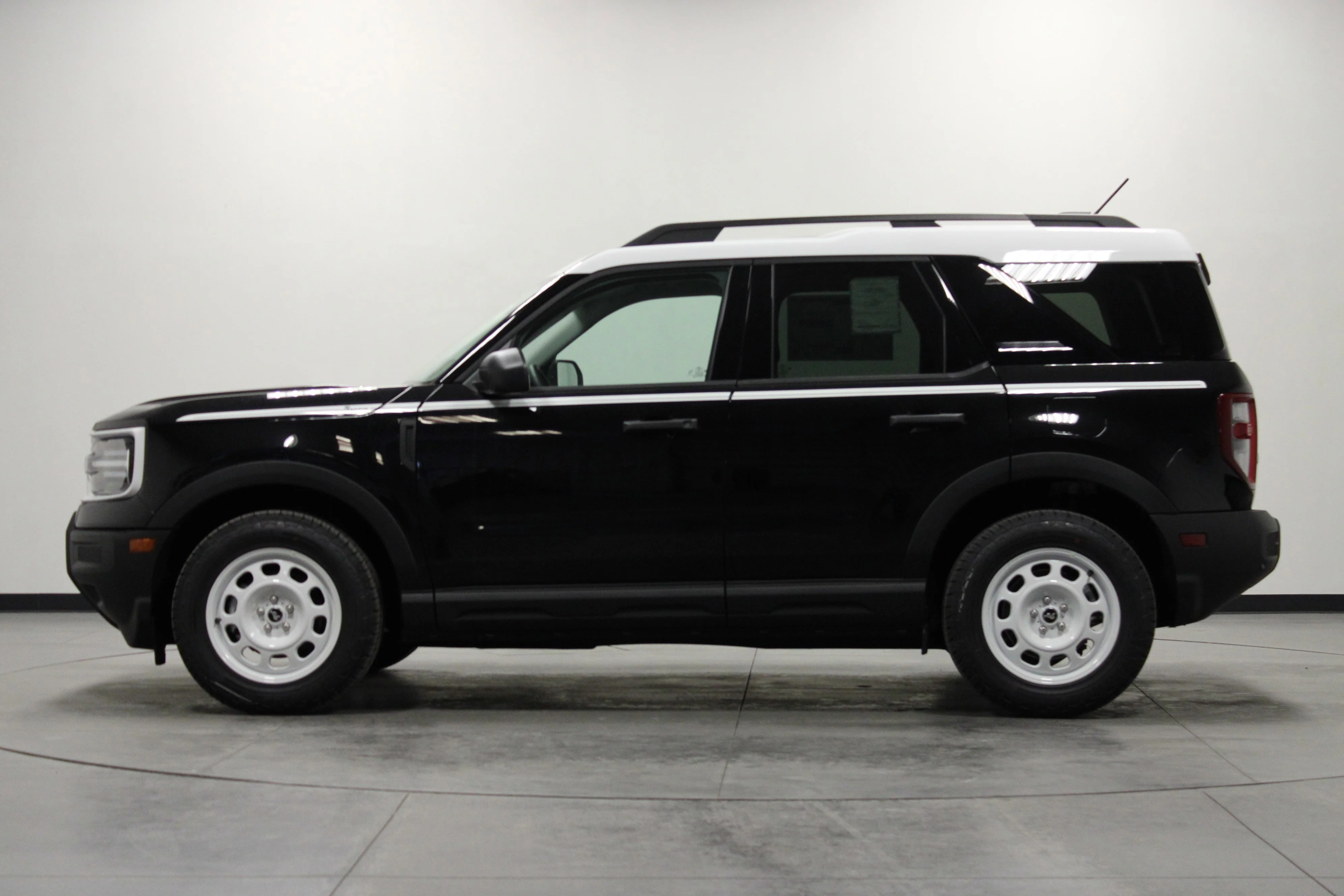 New 2025 Shadow Black Ford Heritage image 7