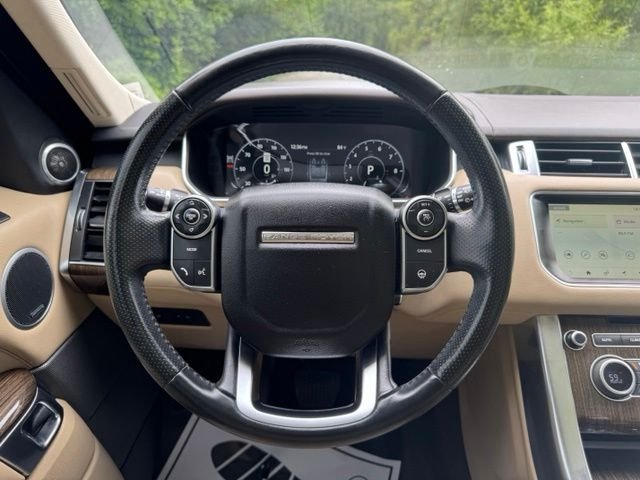 Used 2017 Fuji White Land Rover 3.0L V6 Supercharged HSE image 22