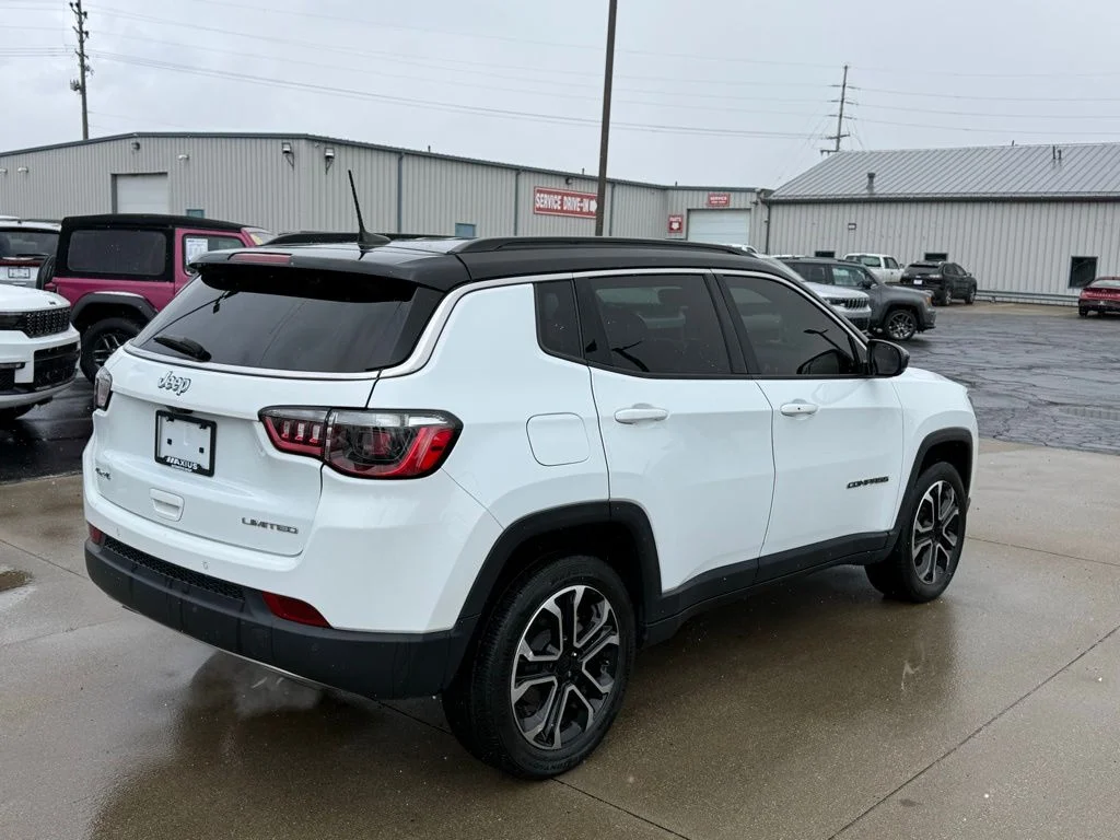 Used 2023 White Jeep Limited image 7
