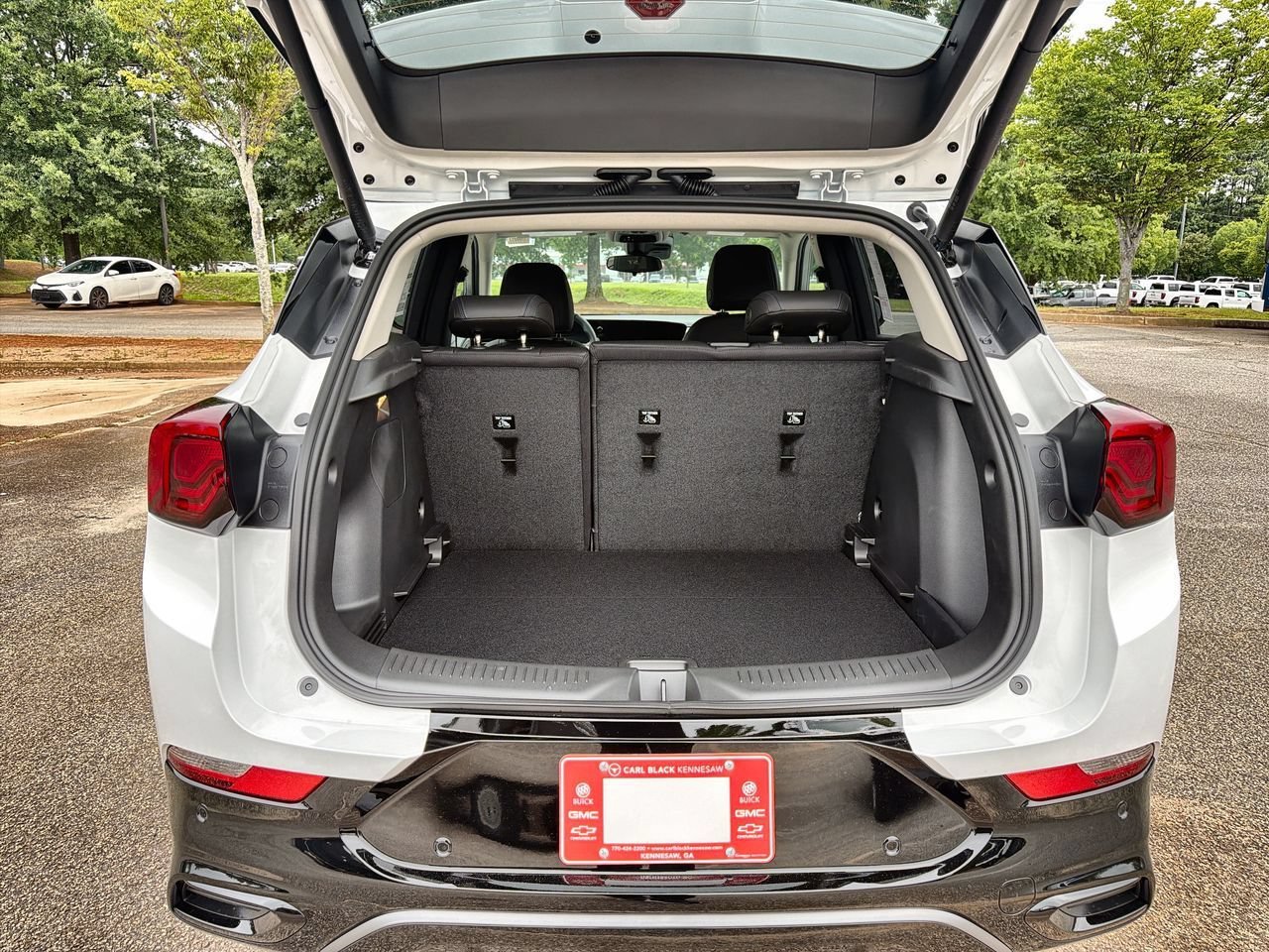 New 2026 Summit White Buick Sport Touring image 21