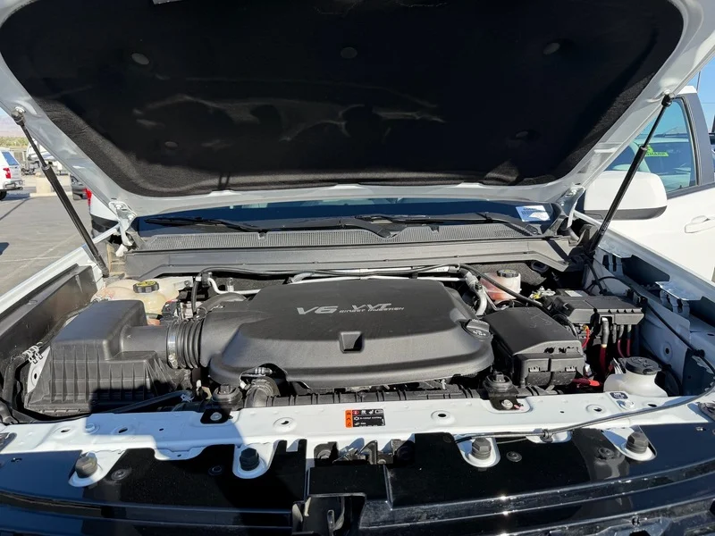 Used 2022 Summit White Chevrolet ZR2 image 25