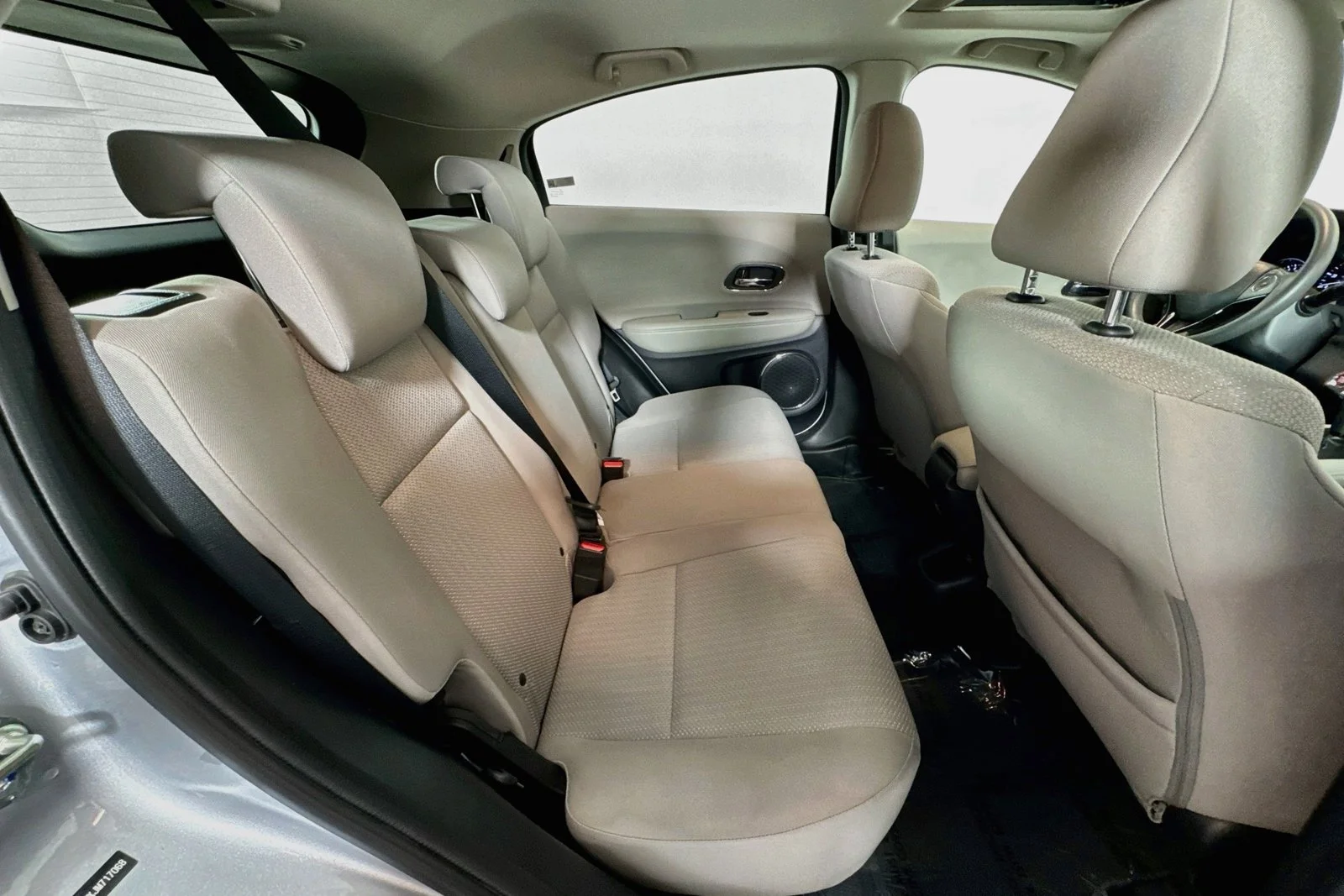 Used 2018 Lunar Silver Metallic Honda EX image 25