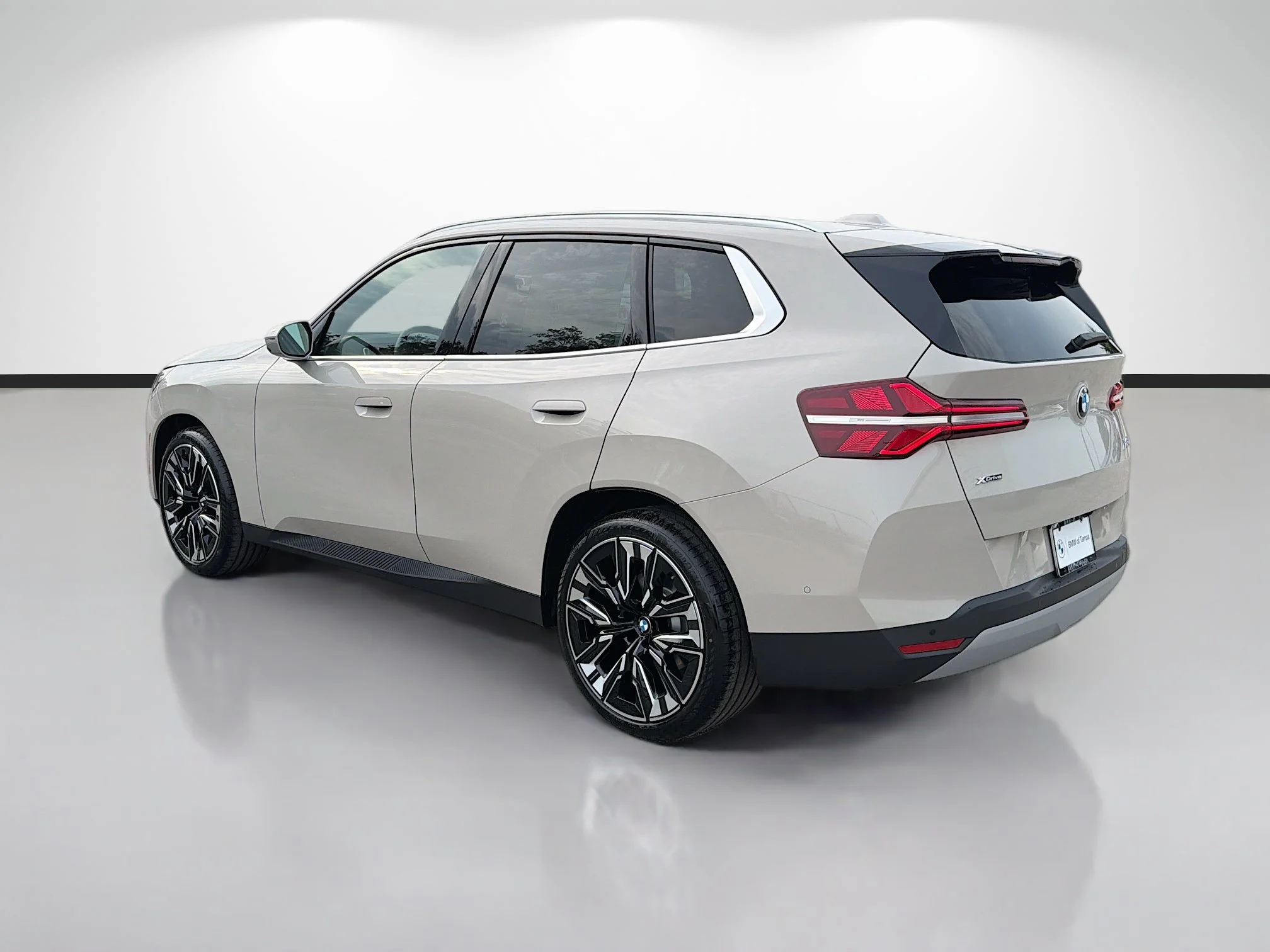 New 2026 Dune Grey Metallic BMW 30 xDrive image 5