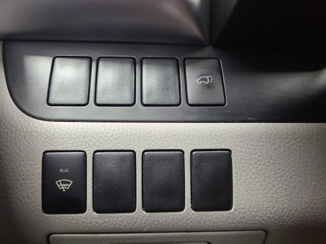 Used 2015 Predawn Gray Mica Toyota XLE image 37
