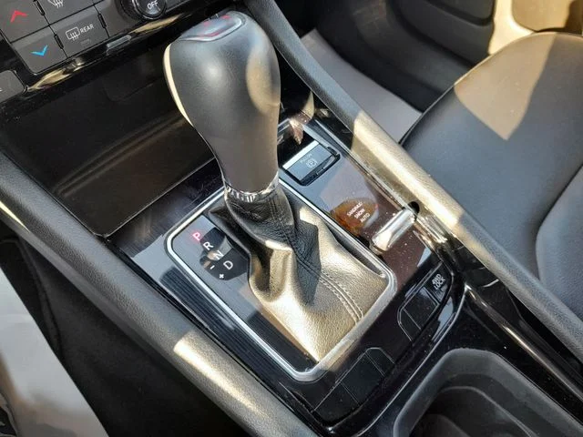 Used 2024 White Jeep Limited image 25