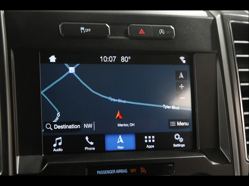 Used 2018 Shadow Black Ford XLT image 13