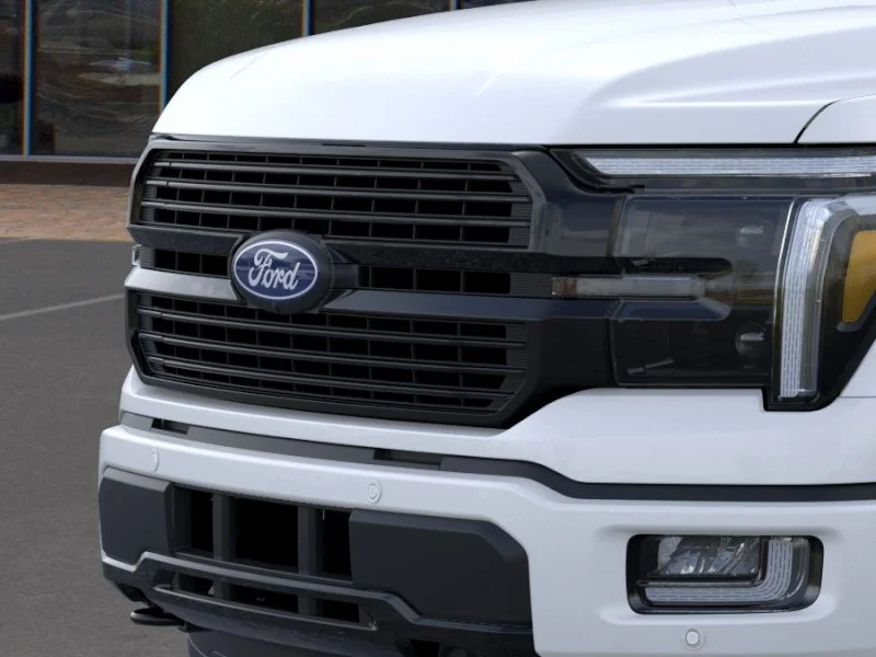 New 2026 Star White Metallic Tri-Coat Ford Platinum image 17