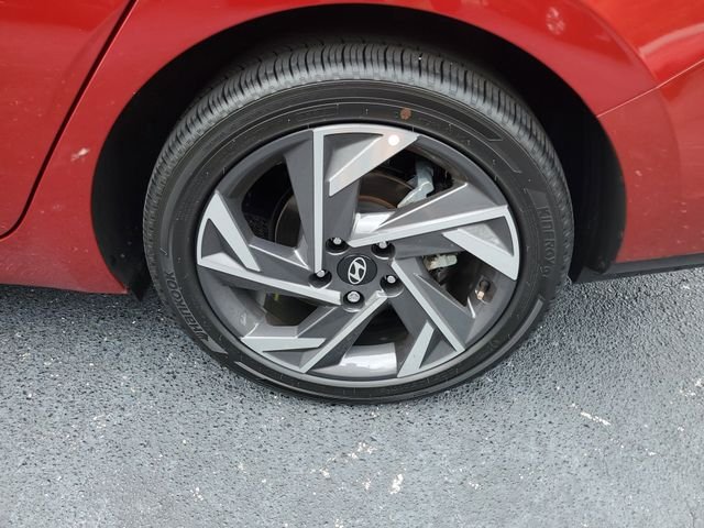 2025 Hyundai Elantra SEL - Photo 29