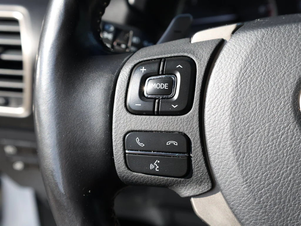 Used 2020 White Lexus 300 Base image 37
