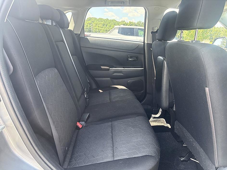 Used 2021 Alloy Silver Metallic Mitsubishi ES image 19