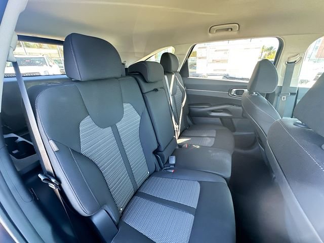 Certified Used 2026 Metal Kia LX image 27