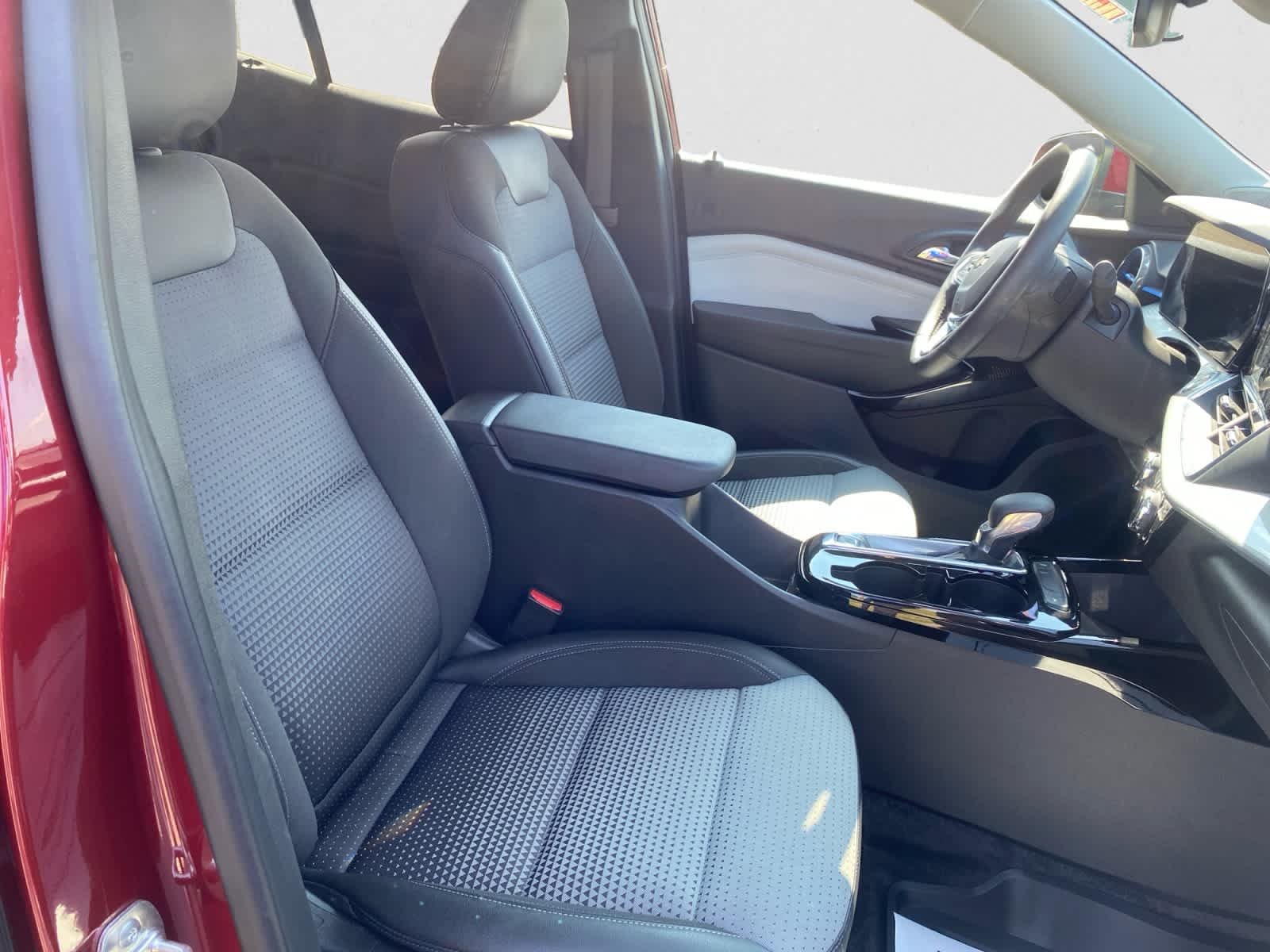 Used 2025 Crimson Metallic Chevrolet LT image 21