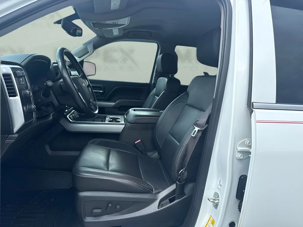 Used 2015 White Chevrolet LTZ image 9