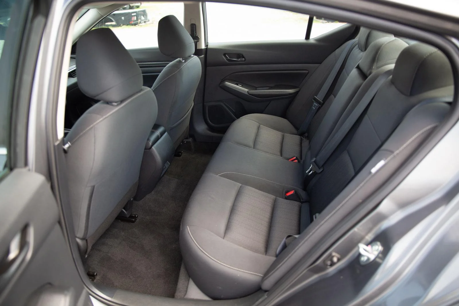 Used 2025 Gun Metallic Nissan SV image 19