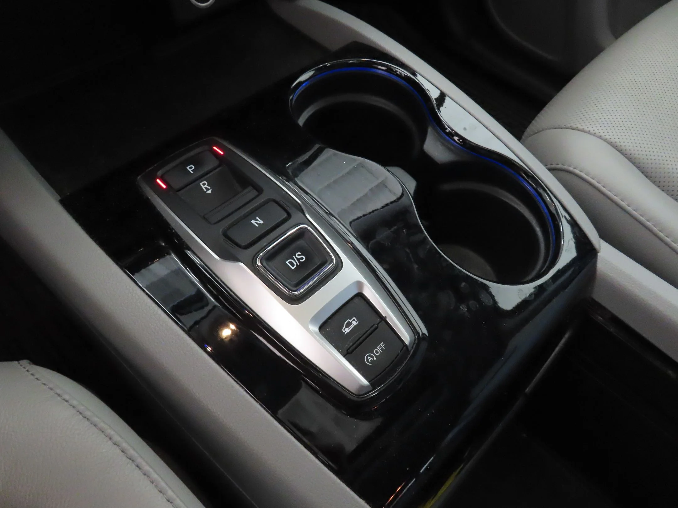 Used 2020 Blue Honda RTL-E image 16