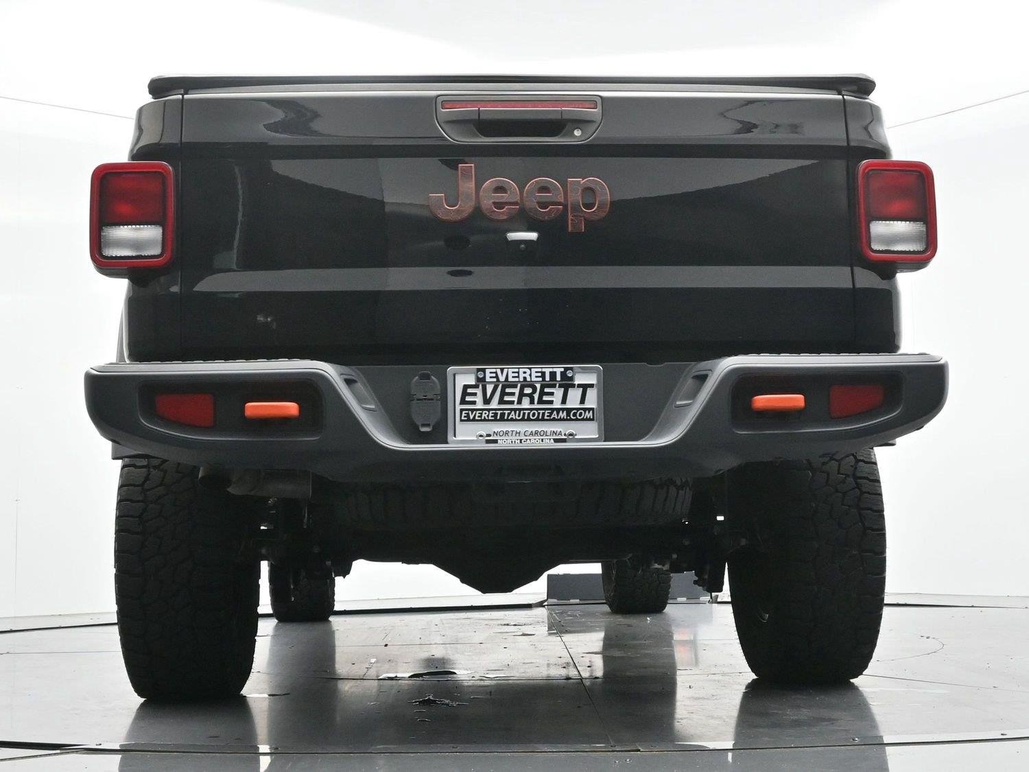 Used 2022 Black Jeep Mojave image 47