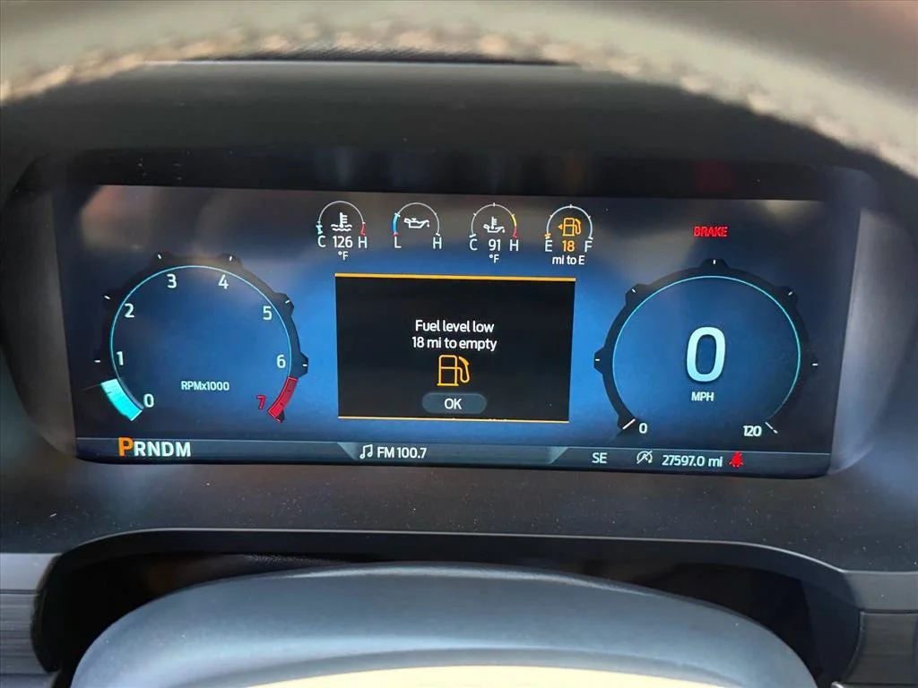 Used 2025 Blue Ford XLT image 21