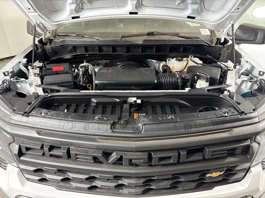 Used 2025 White Chevrolet WT image 37