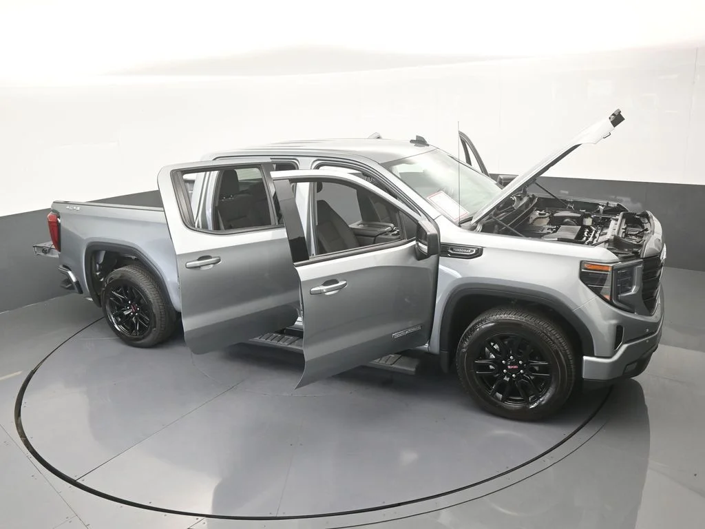 Used 2025 Sterling Metallic GMC Elevation image 66