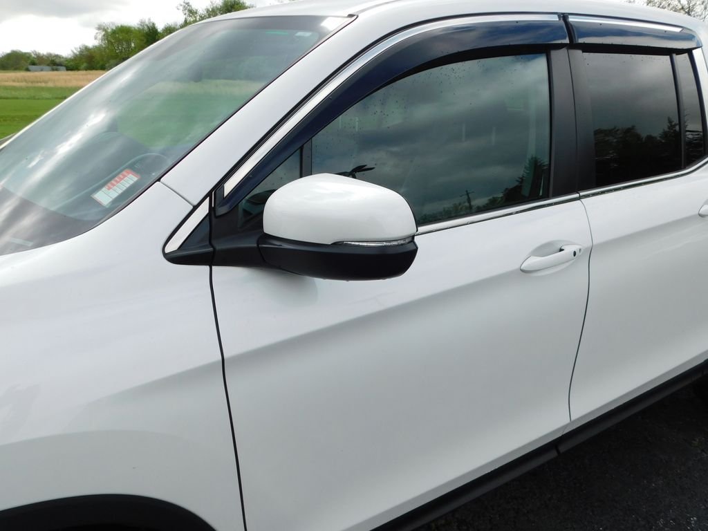 Used 2025 White Honda RTL image 16