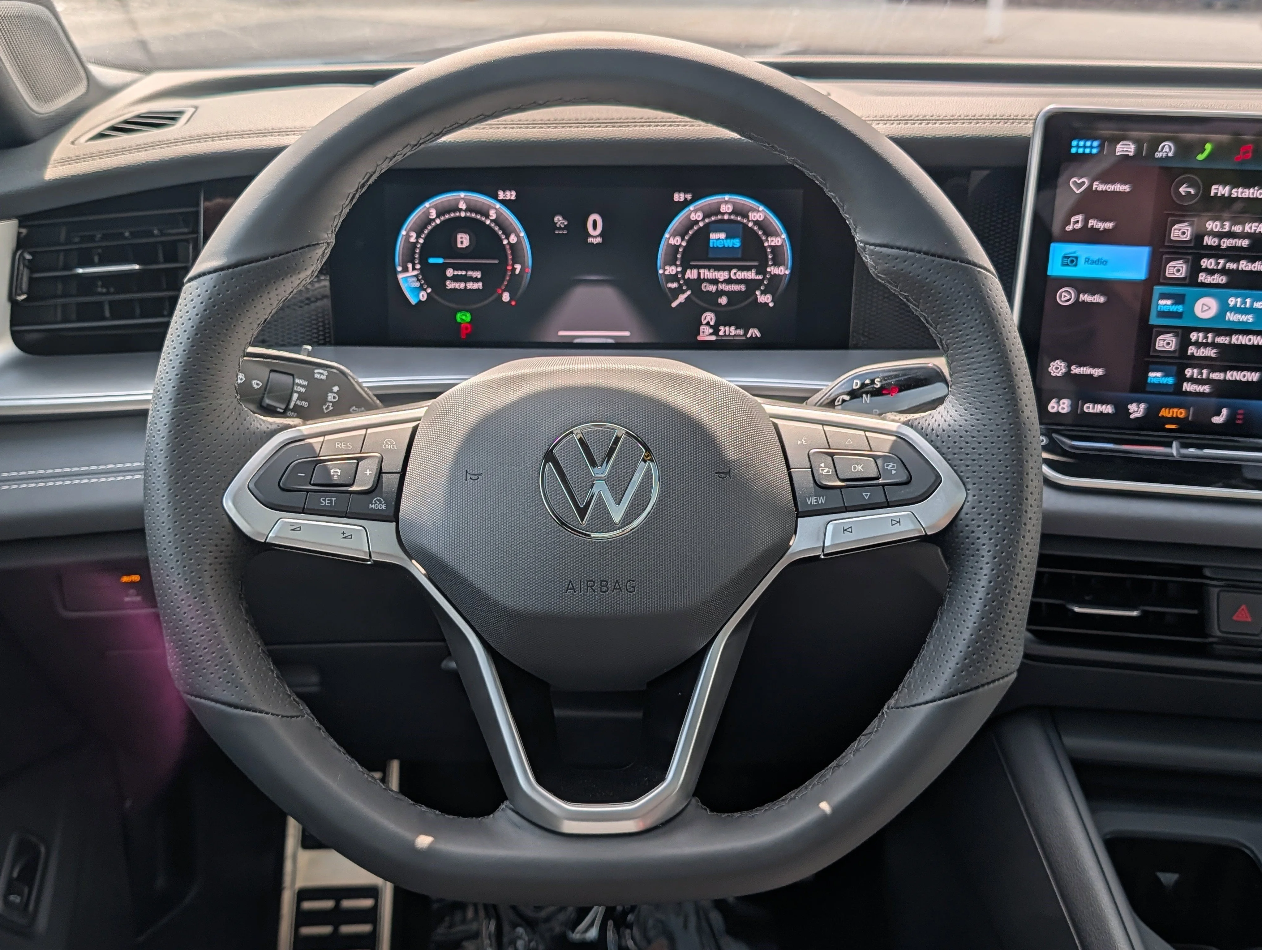 New 2026 Sandstone Volkswagen SE R-Line Black image 8