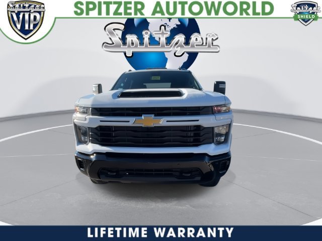 2026 Chevrolet Silverado 2500 HD photo 6 of 41