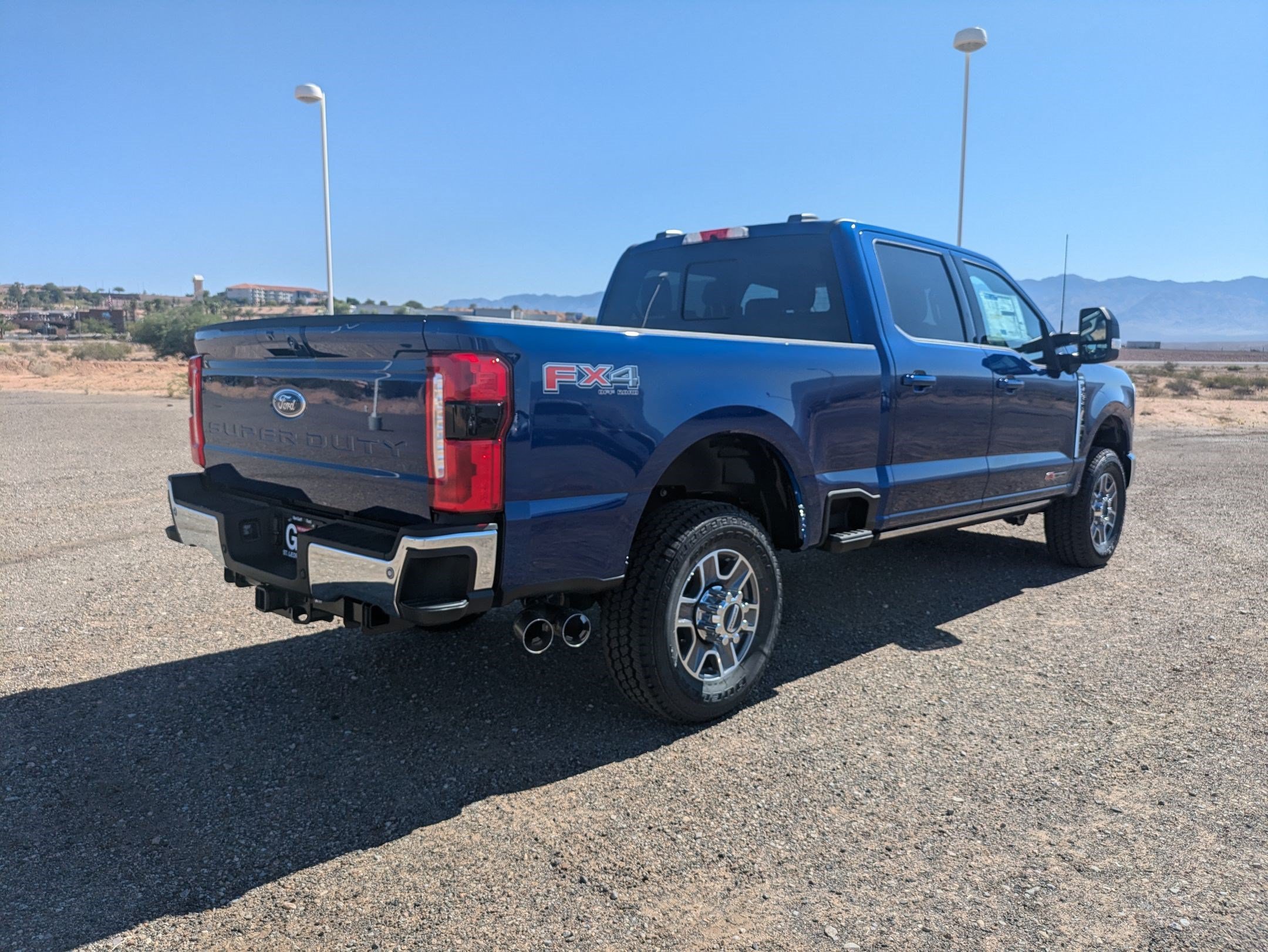 2026 Ford F-350 Super Duty Lariat - Photo 3