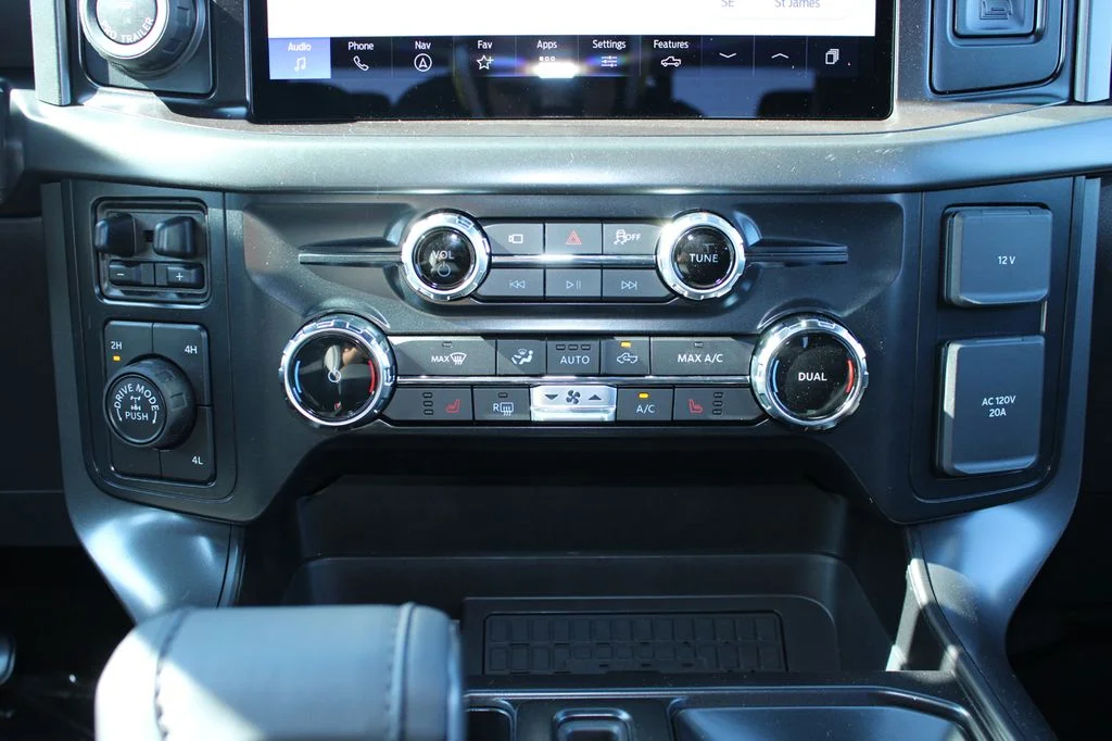 New 2026 Agate Black Metallic Ford Tremor® image 30