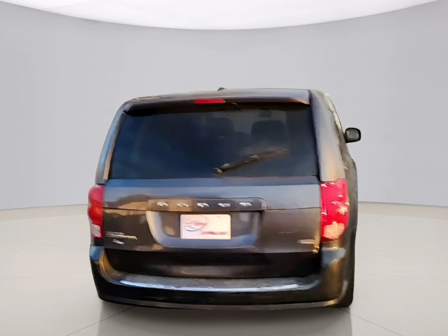 Used 2015 Gray Dodge SE image 6