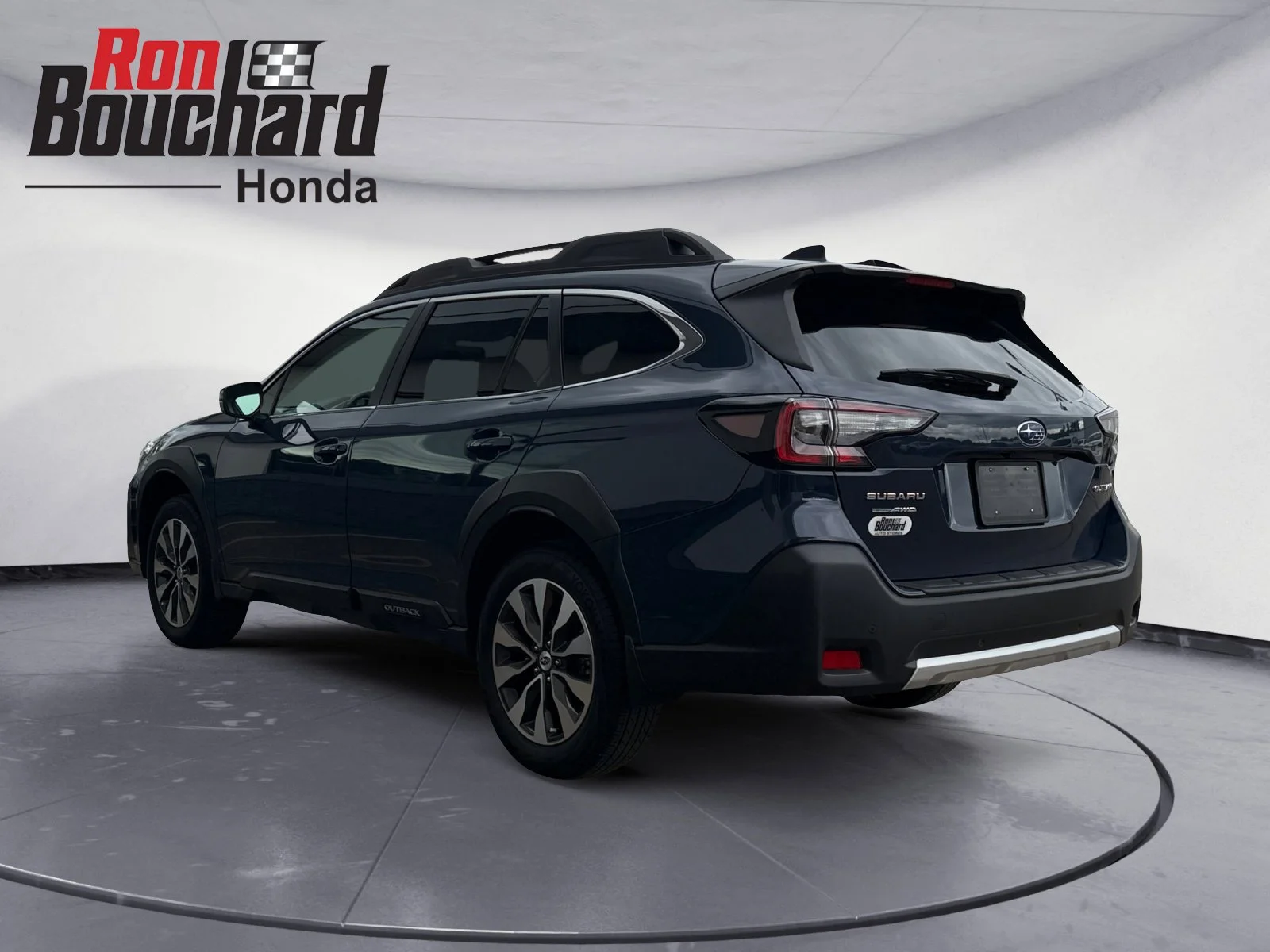 Used 2025 Cosmic Blue Pearl Subaru Limited image 4