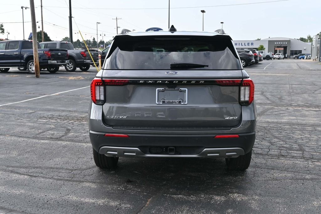 Used 2026 Gray Metallic Ford Active image 10