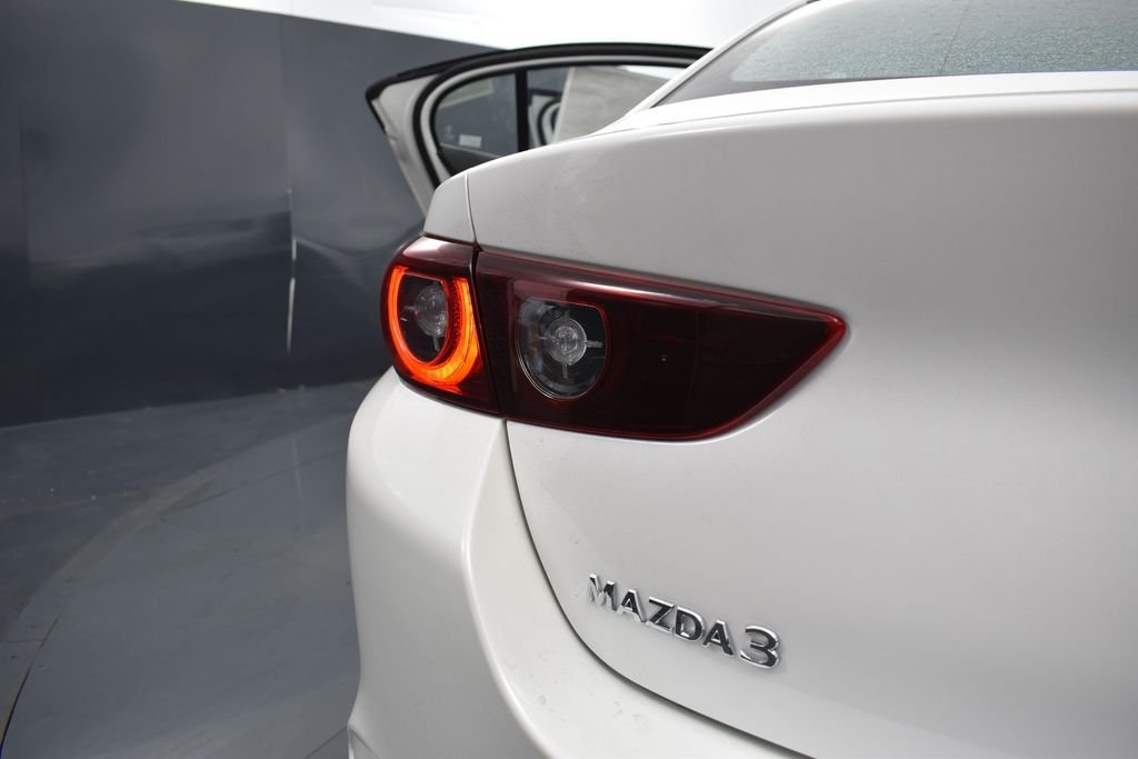 New 2026 Snowflake White Pearl Mazda 2.5 S Preferred image 25