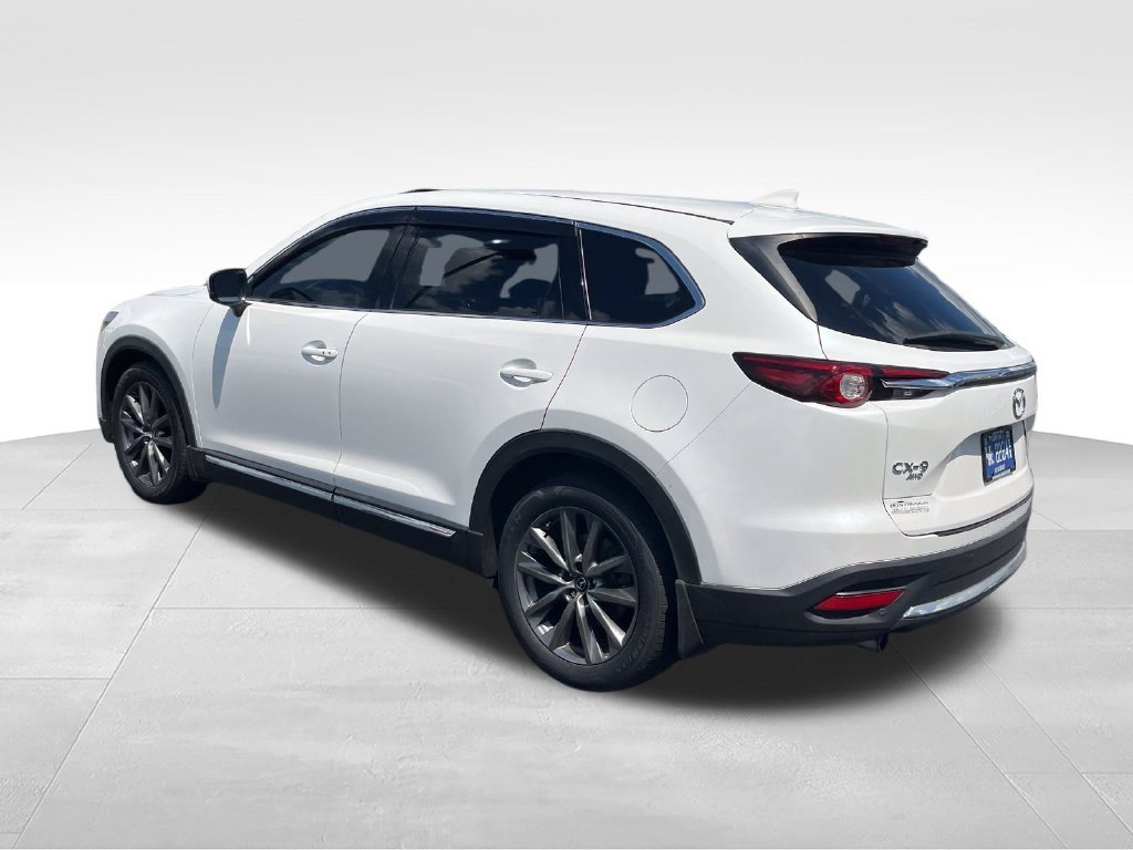 Used 2020 White Mazda Signature image 3