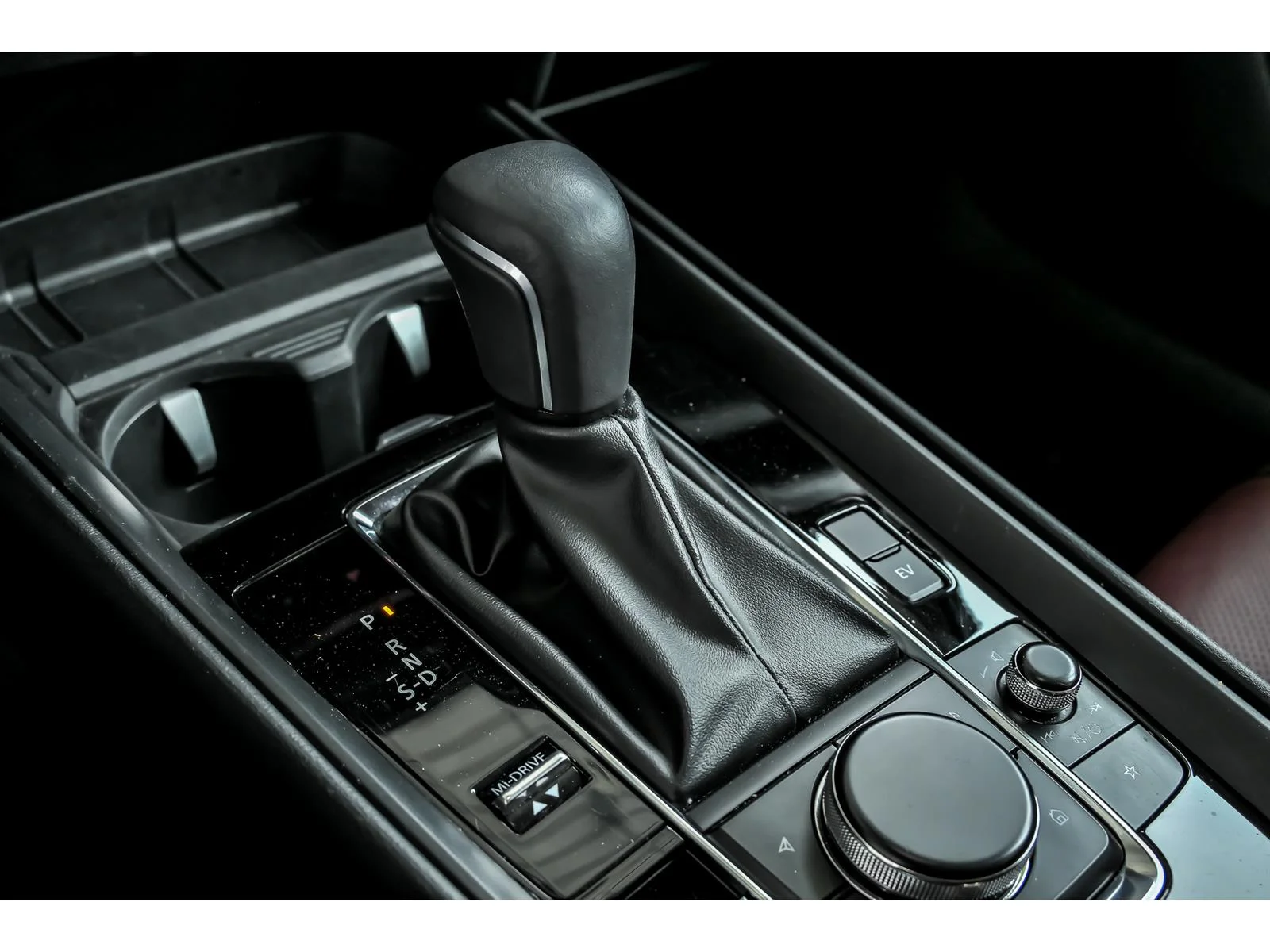 Used 2025 Gray Mazda Premium Plus image 22