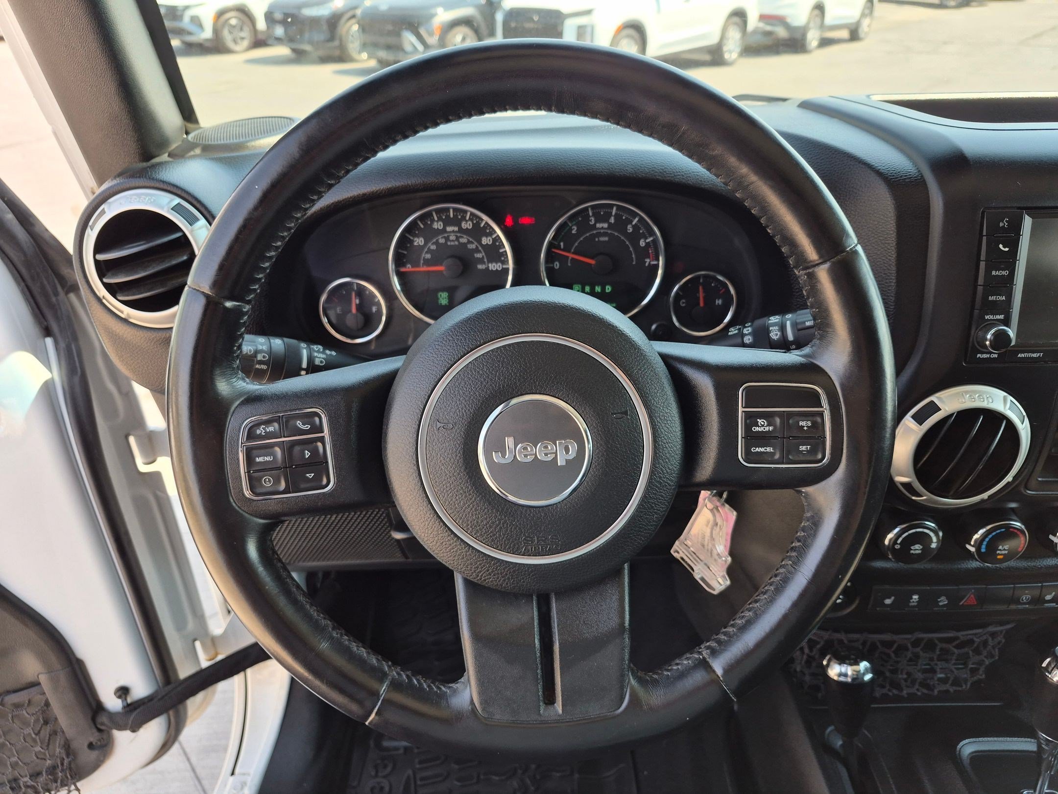 Used 2017 Bright White Clearcoat Jeep Rubicon image 15