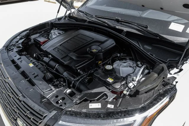 Certified Used 2025 Gray Land Rover Dynamic SE image 58