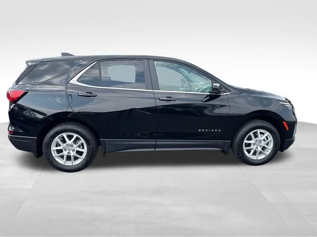 Used 2024 Mosaic Black Metallic Chevrolet LT image 7