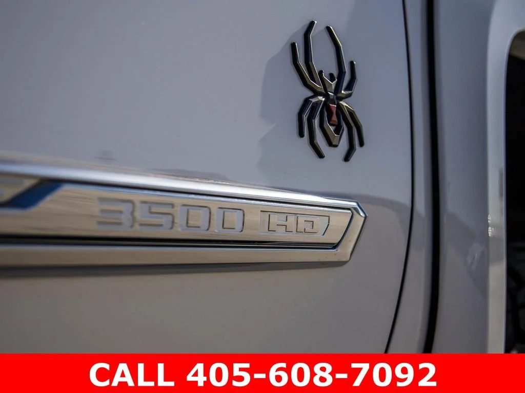 2025 Chevrolet Silverado 3500 HD High Country - Photo 10