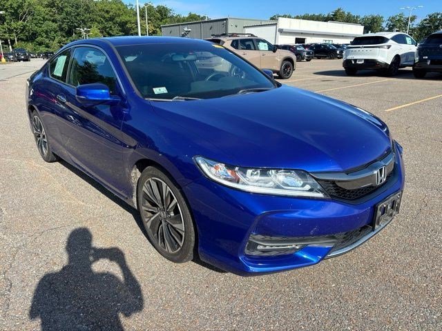 Used 2017 Still Night Pearl Honda EX image 1