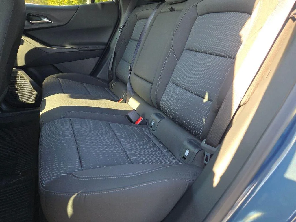 2027 Chevrolet Equinox LT - Photo 18