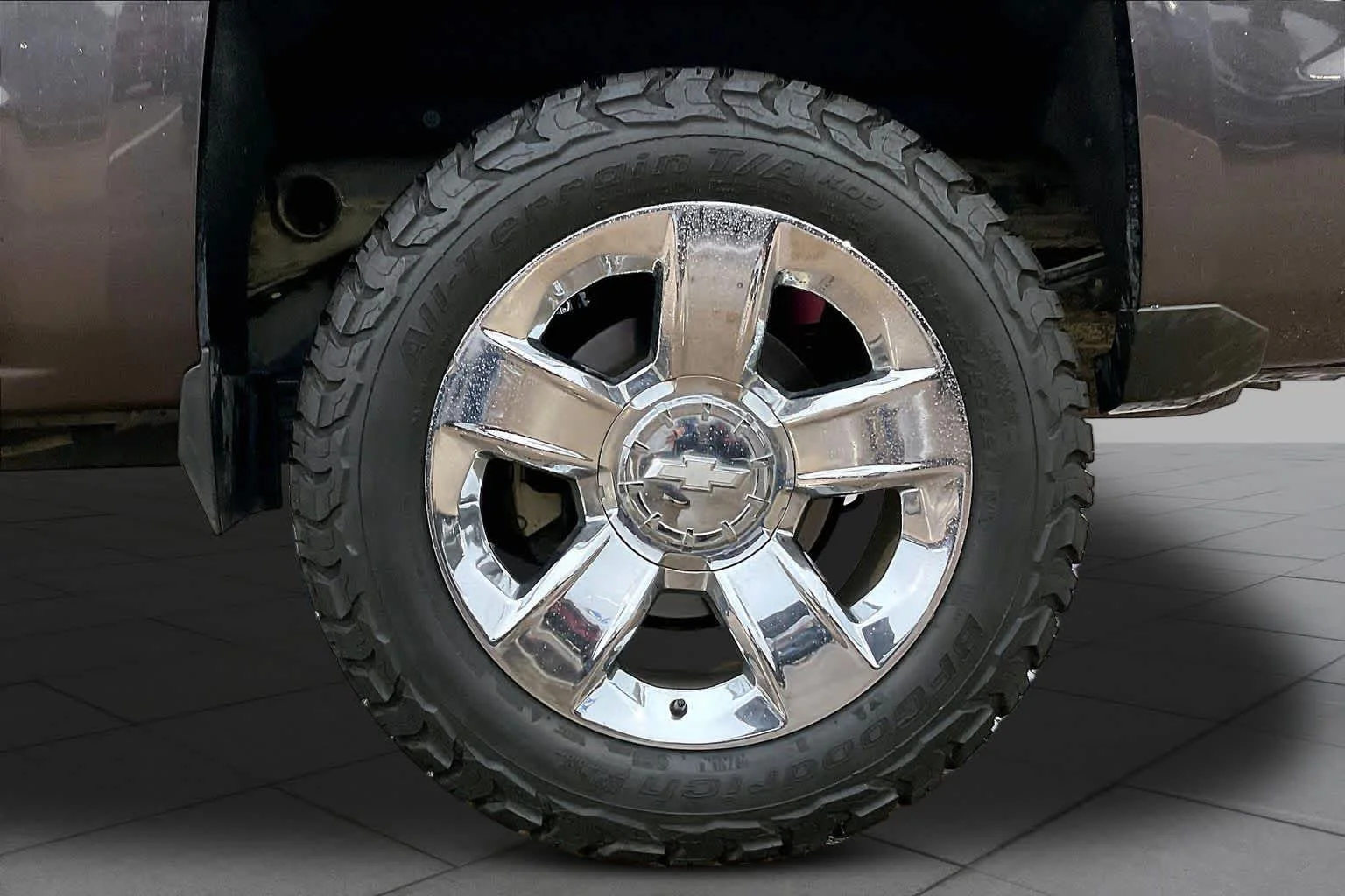 Used 2016 Tungsten Metallic Chevrolet LTZ image 23
