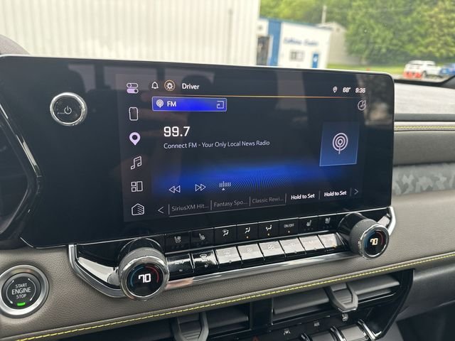 Used 2025 Blue Chevrolet ZR2 image 14
