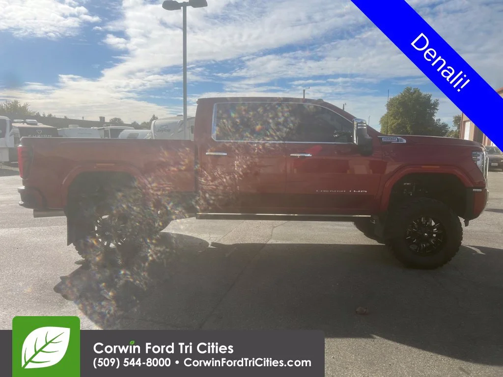Used 2024 Volcanic Red GMC Denali image 8