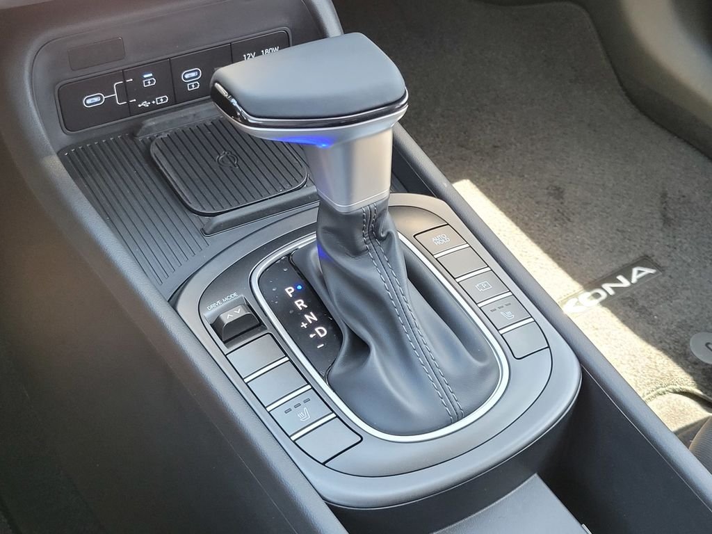 New 2026 White Hyundai SEL Sport image 10