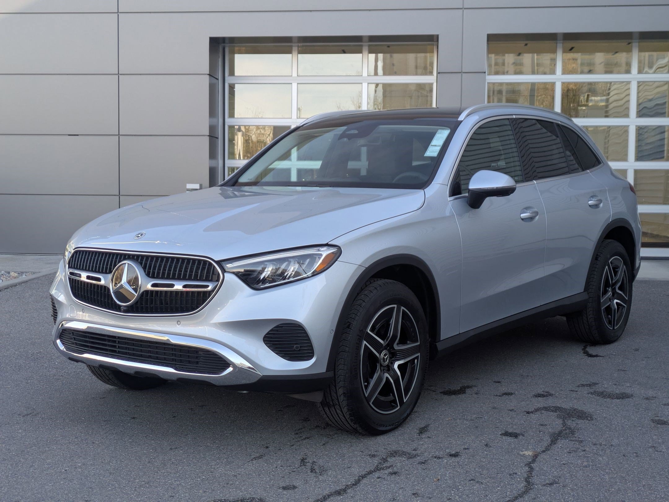 New 2026 Cirrus Silver Metallic Mercedes-Benz GLC 300 image 25