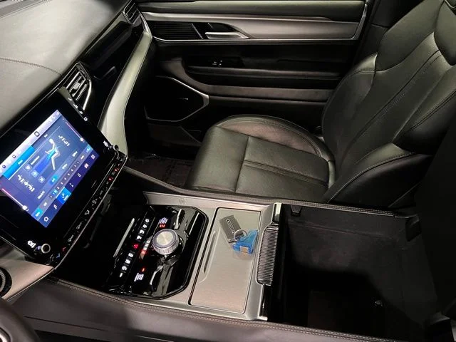 2023 Jeep Wagoneer Series II - Photo 39