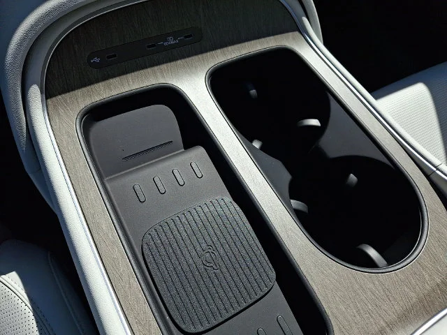New 2027 White Hyundai SEL image 15