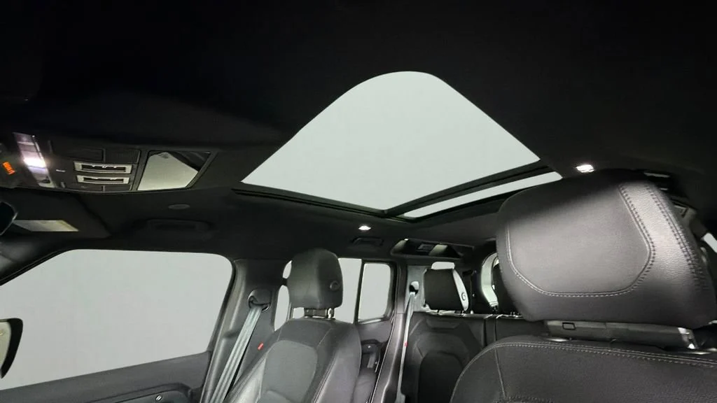 Used 2023 Gray Land Rover 110 X-Dynamic SE image 25